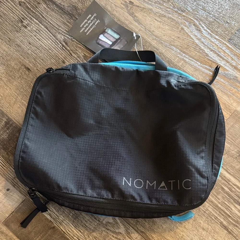 Black and Blue Toiletry Bag - Picture 1 of 5